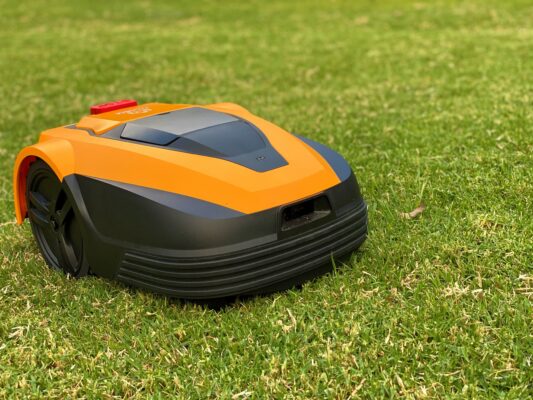 Victa robot mower discount rm100