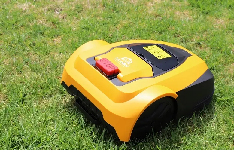 How to Sharpen Blades on a Lawn Mower